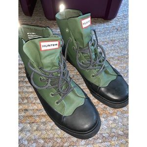 Hunter shoes